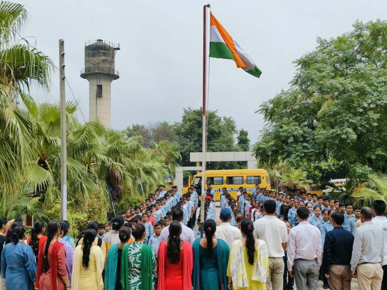 34f30f5b-dce5-4bfb-ab69-54040f6c9543